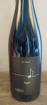 Haydi Pinot Noir small